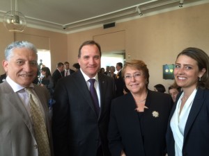 Lee más sobre el artículo Presidenta de Chile hace entrega de estatua de héroe diplomático Harald Edelstam al Parlamento sueco